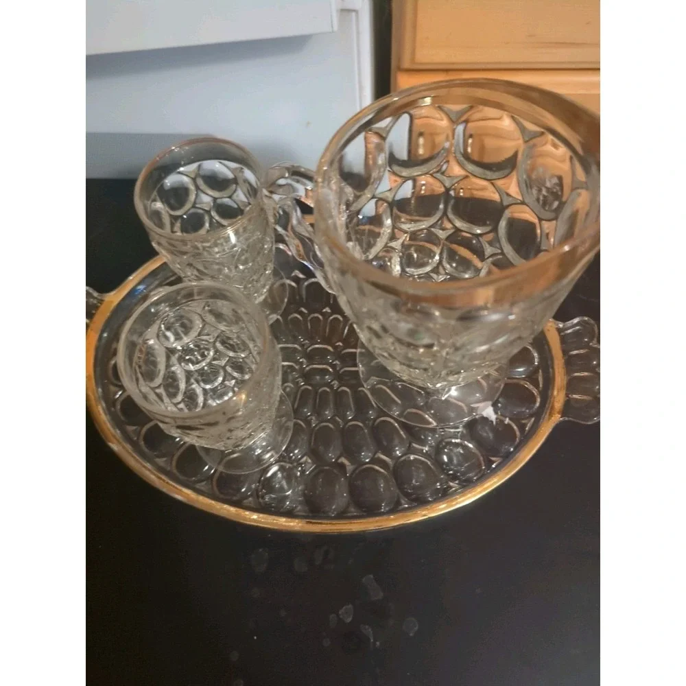 Crystal Pitcher And 2 Glasses With Tray. All Have Gold Trim‎ In Great Shape.